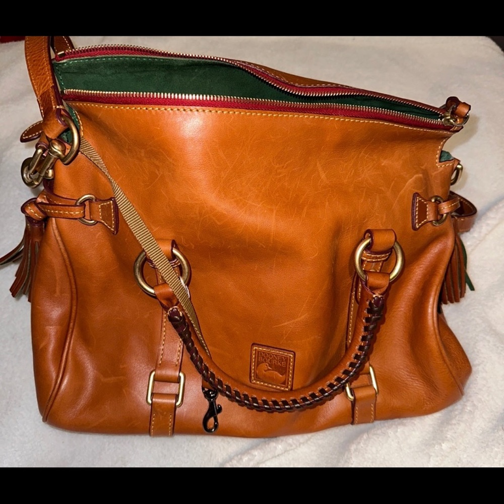 Dooney & bourke florentine satchel natural Leather brand new never used